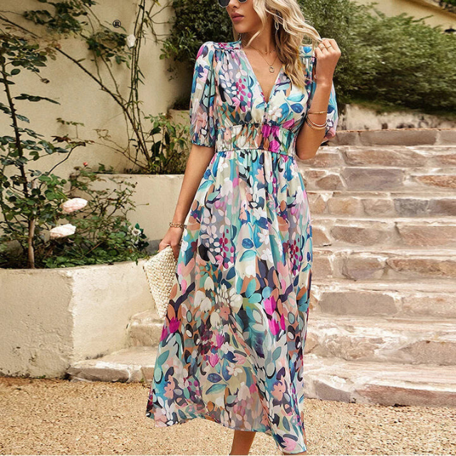 LEAH™ | SOMMERKLEID MIT V-AUSSCHNITT